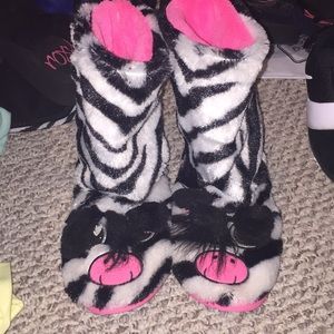 Zebra slippers